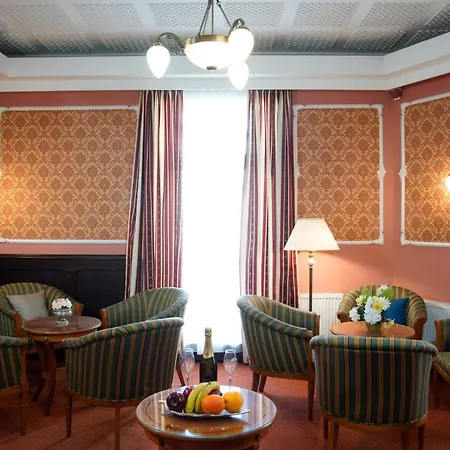 Lauretta Hotel KLV